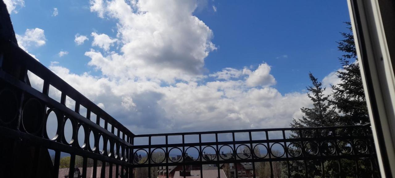 Skyview Apartment Mountain Views Jelenia Góra Esterno foto